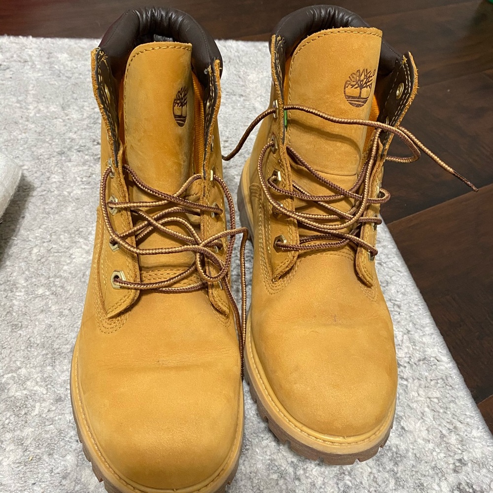 brown timberlands - Picture 3 of 3